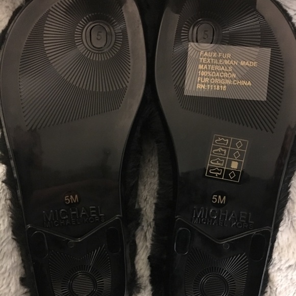 MICHAEL Kors Black fur jelly flip flops sandals - Picture 6 of 6